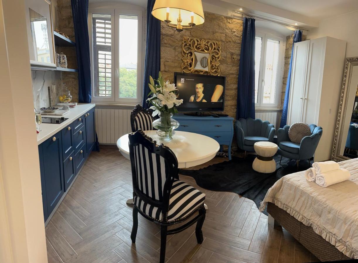 La Dolce Vita Luxury Apartments With Best Free Private Parking In City Center Pula Ngoại thất bức ảnh