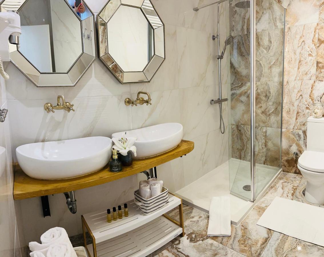 La Dolce Vita Luxury Apartments With Best Free Private Parking In City Center Pula Ngoại thất bức ảnh