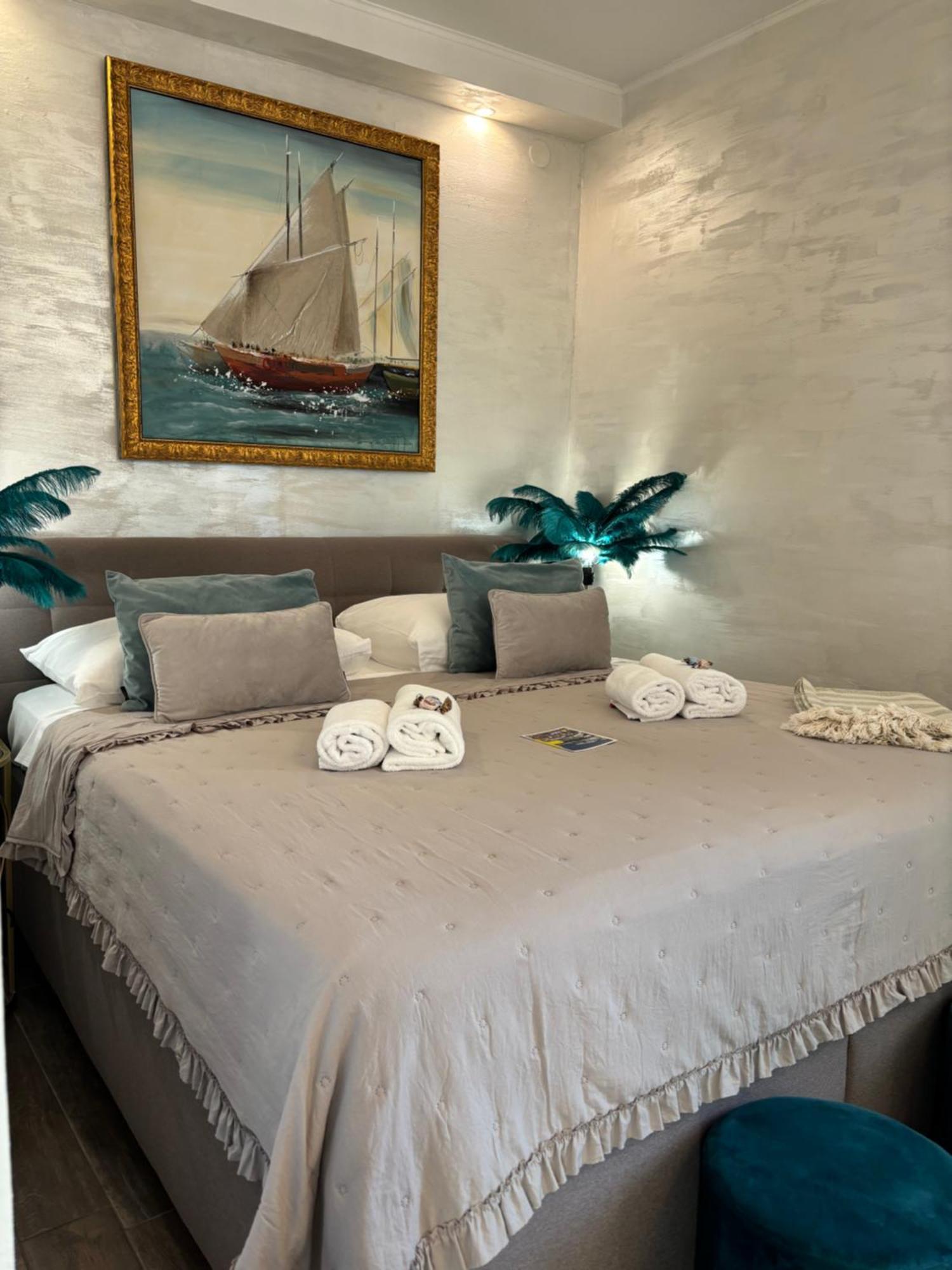 La Dolce Vita Luxury Apartments With Best Free Private Parking In City Center Pula Ngoại thất bức ảnh